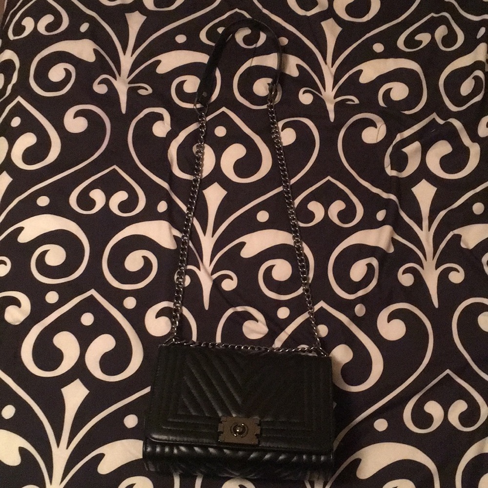 SHEIN black Chained Purse